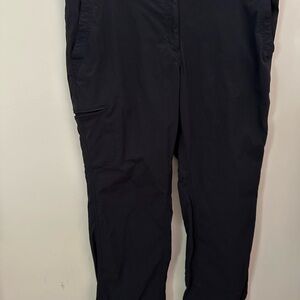 LL Bean Women’s Comfort Trail Pants Size 16 Petite Black